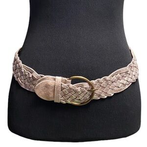 Silver tone weaved style belt